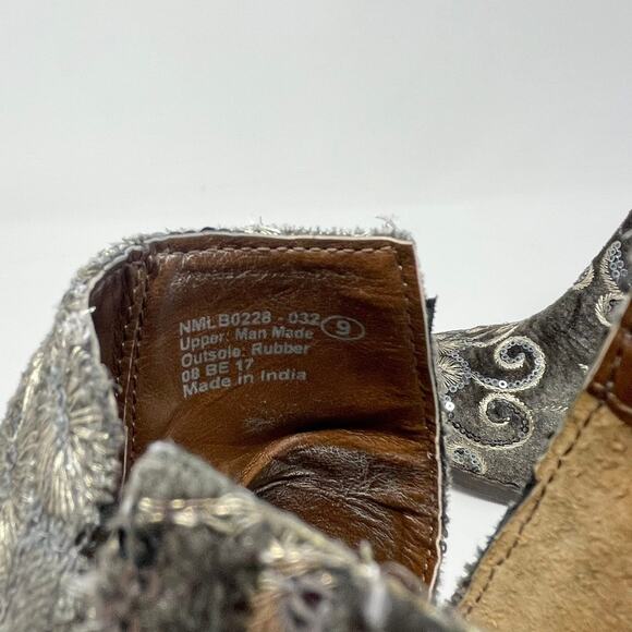 Naughty Monkey Seleni Ankle Boot Womens 9 Gray Sequin Velvet Western Embroidered - Picture 8 of 9